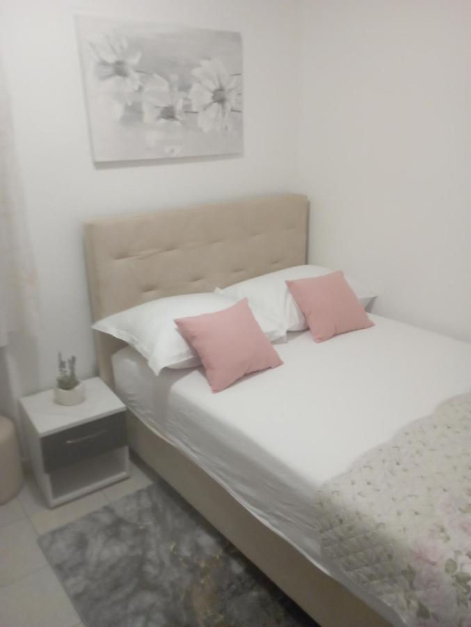 Apartments Sime Trogir Bagian luar foto